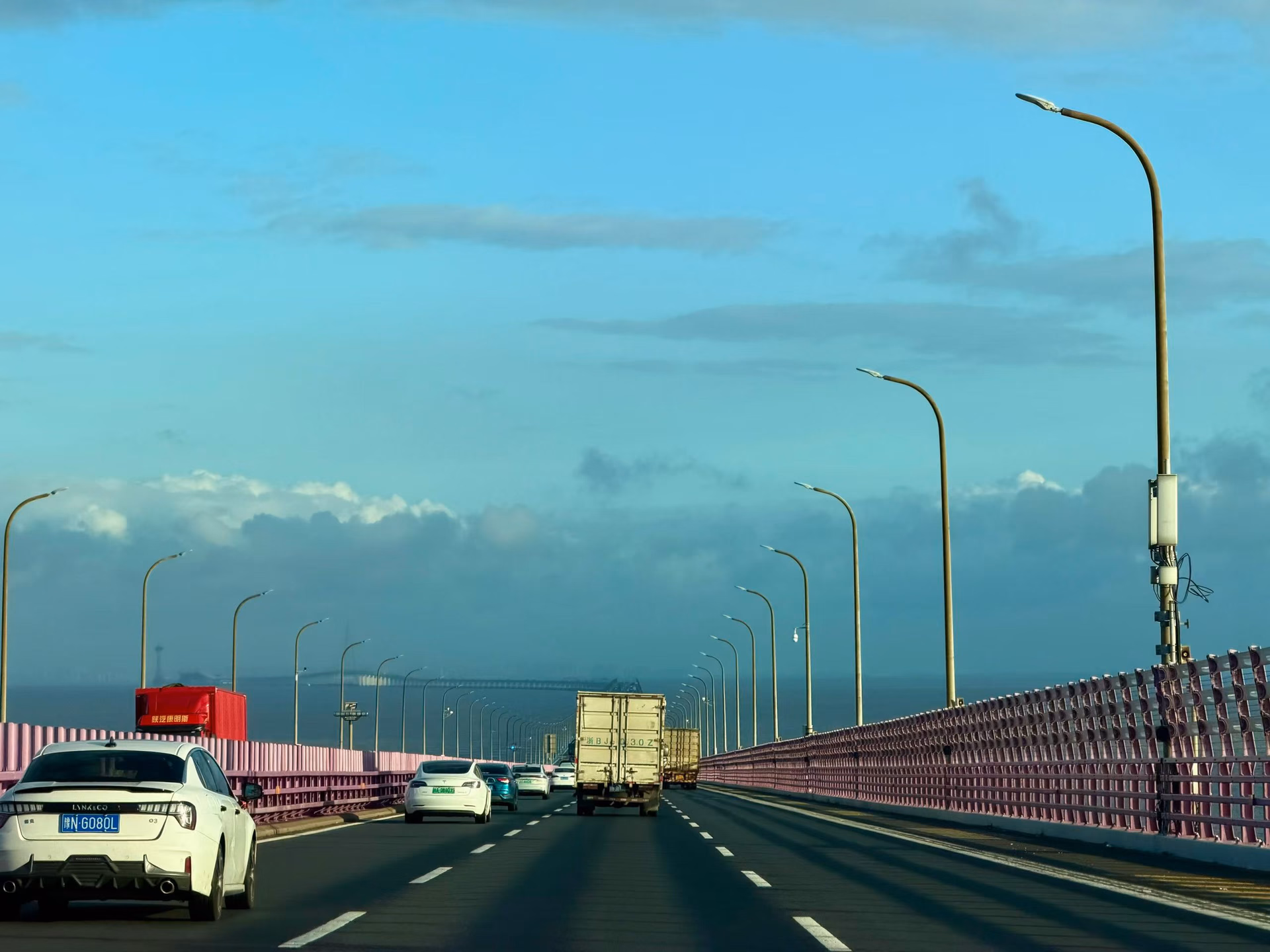 跨越山海